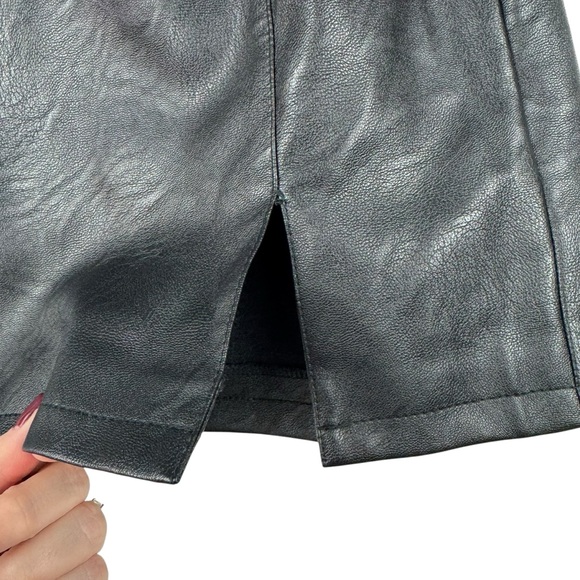 NWT TOPSHOP Faux Leather Mini Skirt Vegan Leather Split Party Holiday 4 Small - Picture 3 of 13